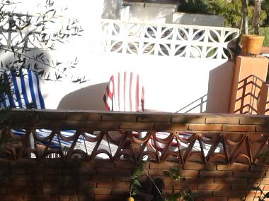 Sonnenterrasse mit Liegesthlen