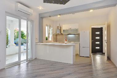 Ferienhaus in Duce (Splitsko-Dalmatinska) oder Ferienwohnung oder Ferienhaus