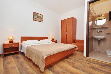 Ferienhaus in Duce (Splitsko-Dalmatinska) oder Ferienwohnung oder Ferienhaus