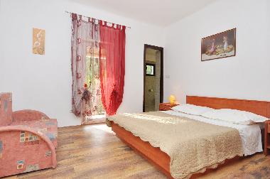 Ferienhaus in Duce (Splitsko-Dalmatinska) oder Ferienwohnung oder Ferienhaus