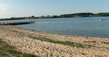 Ca. 300 M. zum zweiten Strand des Gebietes. Bei Sandskaer Campingplatz