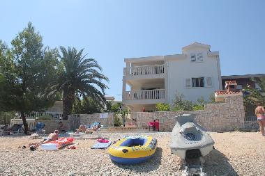 Villa in Slatine (Splitsko-Dalmatinska) oder Ferienwohnung oder Ferienhaus