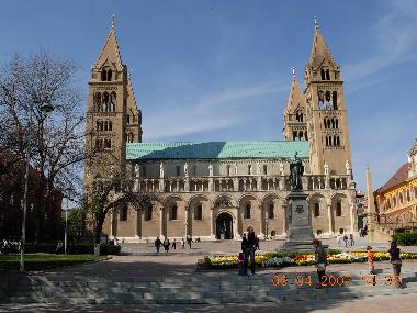 Das Warzeichen von P�cs: Der Dom