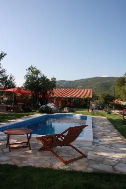 Villa in Bristivica (Splitsko-Dalmatinska) oder Ferienwohnung oder Ferienhaus