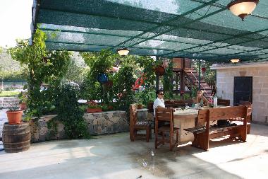 Villa in Bristivica (Splitsko-Dalmatinska) oder Ferienwohnung oder Ferienhaus