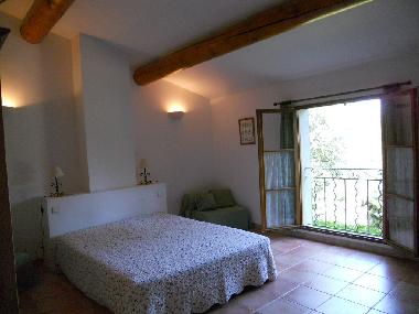 Villa in ANSOUIS (Vaucluse) oder Ferienwohnung oder Ferienhaus