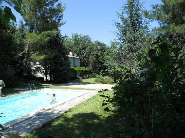 Villa in ANSOUIS (Vaucluse) oder Ferienwohnung oder Ferienhaus