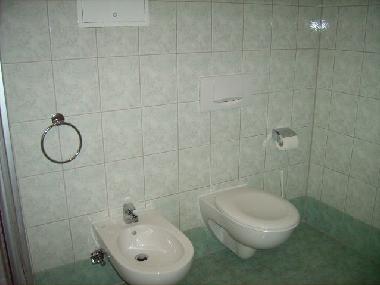 Badezimmer mit Bidet