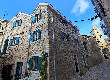 Ferienhaus in Pirovac (Sibensko-Kninska) oder Ferienwohnung oder Ferienhaus