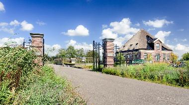 Wohnwagen in Berkhout (Noord-Holland) oder Ferienwohnung oder Ferienhaus