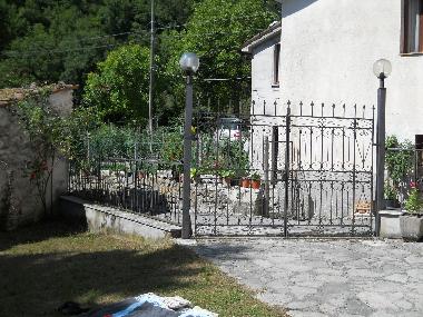 Ferienhaus in Borgo S.Antonio (Visso9 (Macerata) oder Ferienwohnung oder Ferienhaus