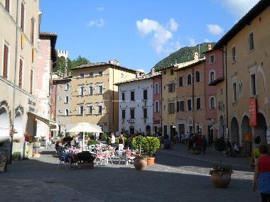 Ferienhaus in Borgo S.Antonio (Visso9 (Macerata) oder Ferienwohnung oder Ferienhaus