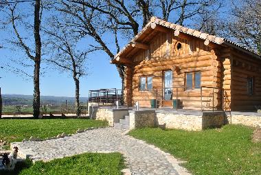 Chalet in montmurat (Cantal) oder Ferienwohnung oder Ferienhaus