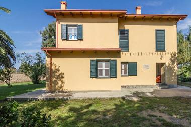 Villa in Oristano (Oristano) oder Ferienwohnung oder Ferienhaus