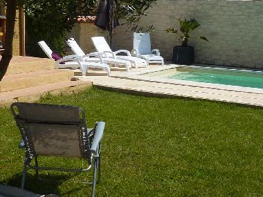 Ferienhaus in NIMES (Gard) oder Ferienwohnung oder Ferienhaus