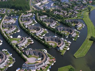 Ferienhaus in Lemmer (Friesland) oder Ferienwohnung oder Ferienhaus