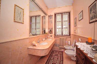 Villa in Sirtori (Lecco) oder Ferienwohnung oder Ferienhaus