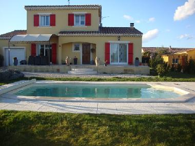 Villa in althen des paluds (Vaucluse) oder Ferienwohnung oder Ferienhaus