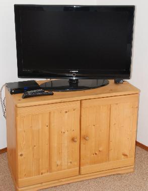 Fernseher im Wohnzimmer/Wlan/DVD