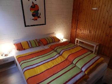 Doppelbett 160 x 200 cm unten