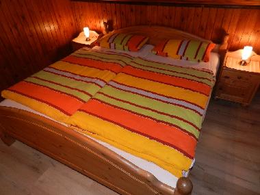 Doppelbett 180 x 200 cm Oben