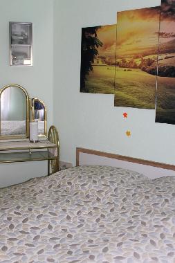 Ferienwohng 2 - Schlafzimmer