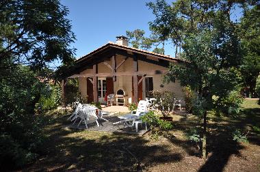 Villa in Lacanau Oc�an (Gironde) oder Ferienwohnung oder Ferienhaus