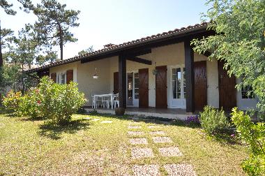 Villa in Lacanau Oc�an (Gironde) oder Ferienwohnung oder Ferienhaus