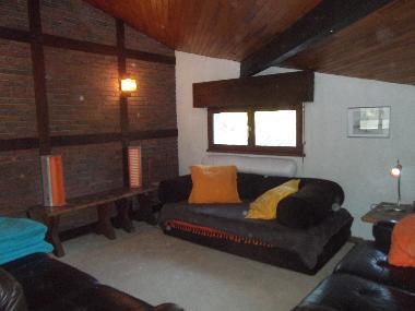 Galerie mit 2 Bettcouchen (1x2 oder 2x2m ausgeklappt)