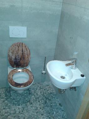 WC mit Blick auf den Grossglockner