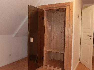 Infrarotkabine, hat leider nur Platz fr eine Person