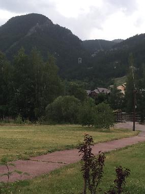 Chalet in salle les alpes (Hautes-Alpes) oder Ferienwohnung oder Ferienhaus
