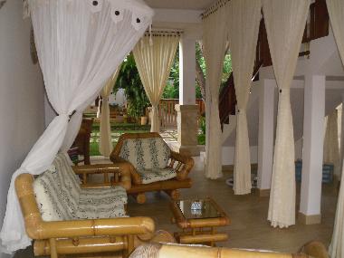 Veranda zum Doppelzimmer unten