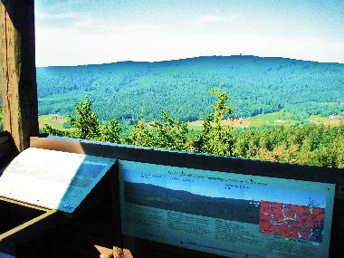 Aussichtsturm Klammerfels, Blick zum Cerchov, wandern 8km