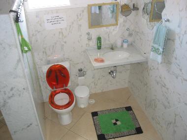 Bad Mitte auch mit Dusche