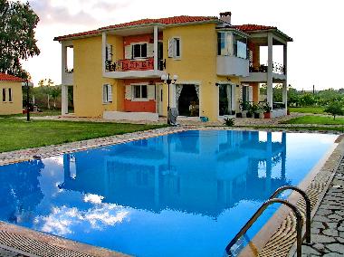 Villa in Pyrgos (Ileia) oder Ferienwohnung oder Ferienhaus