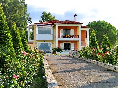 Villa in Pyrgos (Ileia) oder Ferienwohnung oder Ferienhaus