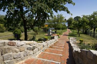 Ferienwohnung in R�bel/M�ritz (Mecklenburgische Seenplatte) oder Ferienwohnung oder Ferienhaus