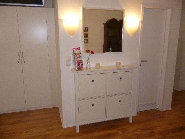 Der Empfang mit Schuhschrank