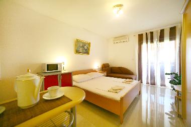 Ferienhaus in Baska voda (Splitsko-Dalmatinska) oder Ferienwohnung oder Ferienhaus