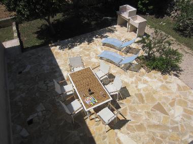 gro�e Sonnen Terrasse mit Aussengrill