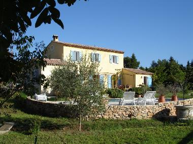 Villa in Lorgues (Var) oder Ferienwohnung oder Ferienhaus