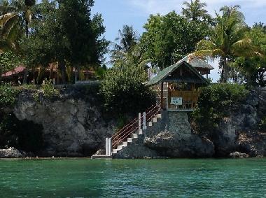 Private Treppe zu unserem Land (Flut)