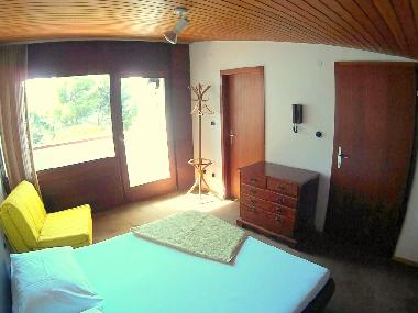 Villa in Medici-Mimice (Splitsko-Dalmatinska) oder Ferienwohnung oder Ferienhaus