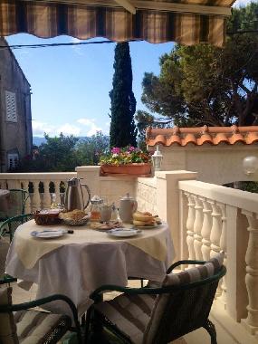 Pension in Bol (Splitsko-Dalmatinska) oder Ferienwohnung oder Ferienhaus