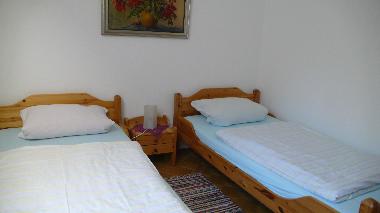 2. Schlafzimmer mit Einzelbetten
