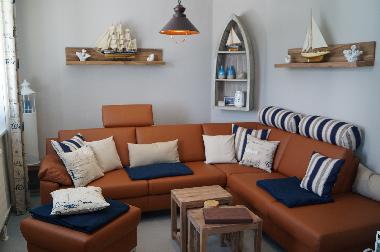 Wohnzimmer Heimathafen, Schlafcouch