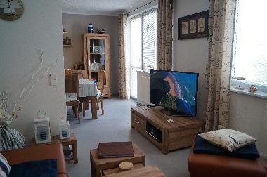 Wohnzimmer mit Blick zum Essbereich