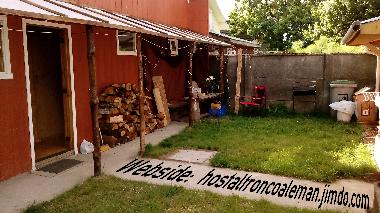 Die Raucherecke mit Grill