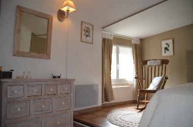 Villa in rosis (H�rault) oder Ferienwohnung oder Ferienhaus